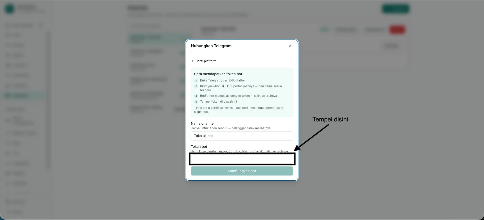 Formulir Hubungkan Telegram di aplikasi, dengan kolom nama channel dan kolom token bot yang masih kosong