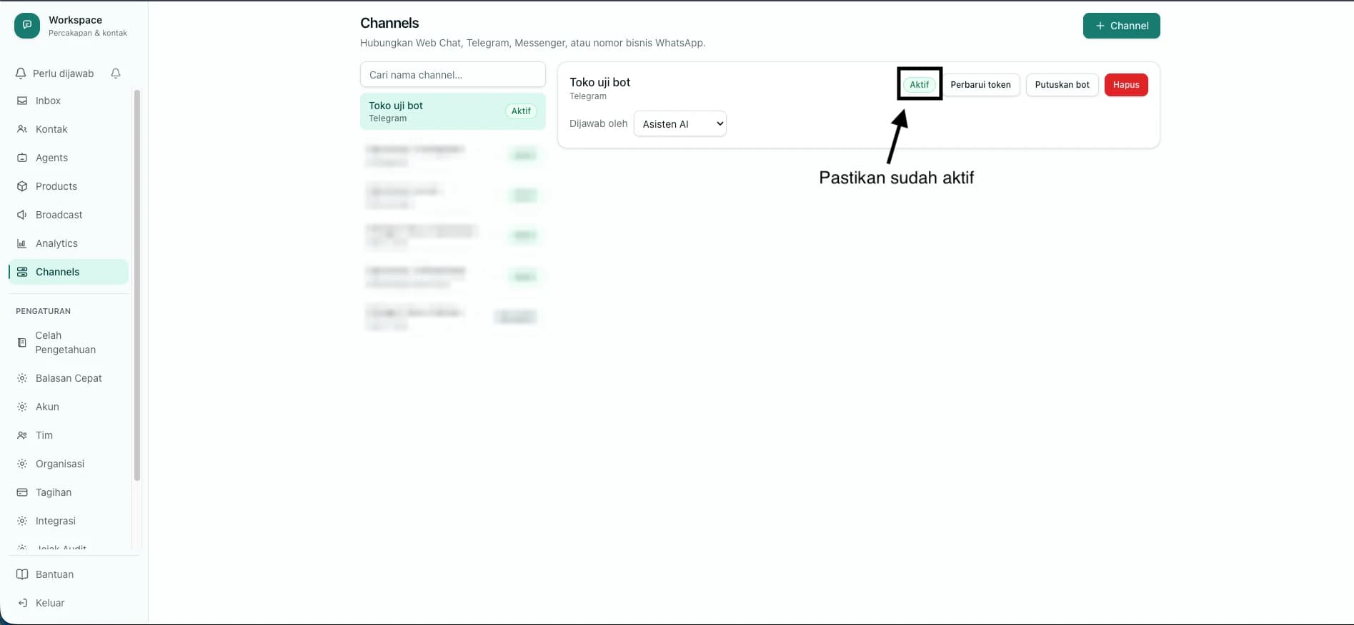 Daftar channel menampilkan bot Telegram yang baru tersambung dengan lencana Aktif